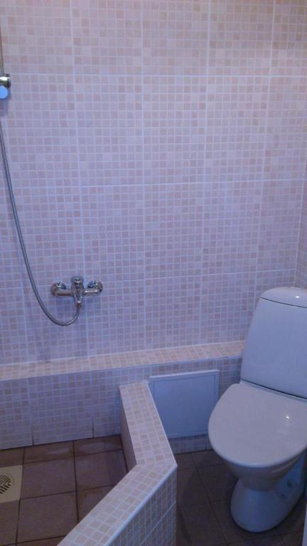 Economy Baltics Apartments - Uue Maailma 19 Таллин Номер фото